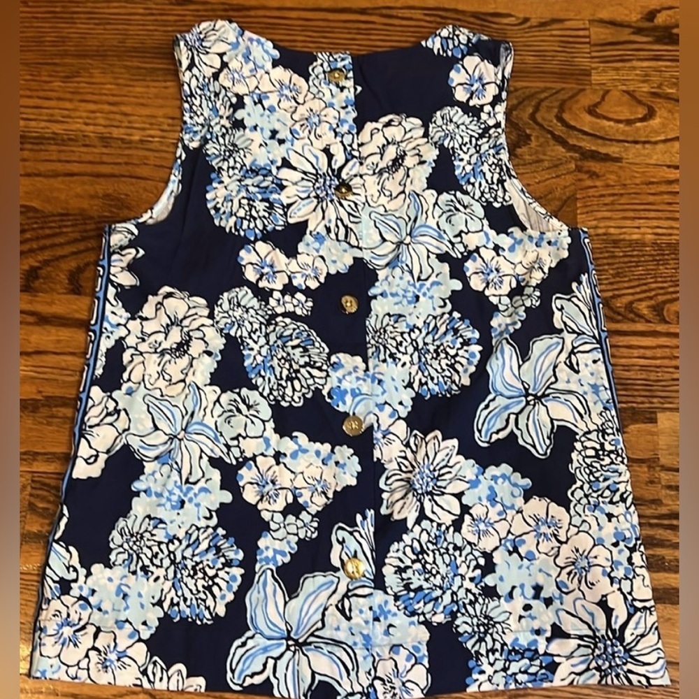 Lilly Pulitzer Iona Sleeveless Blouse Low Tide Navy Bouquet Floral NWT - Picture 4 of 7